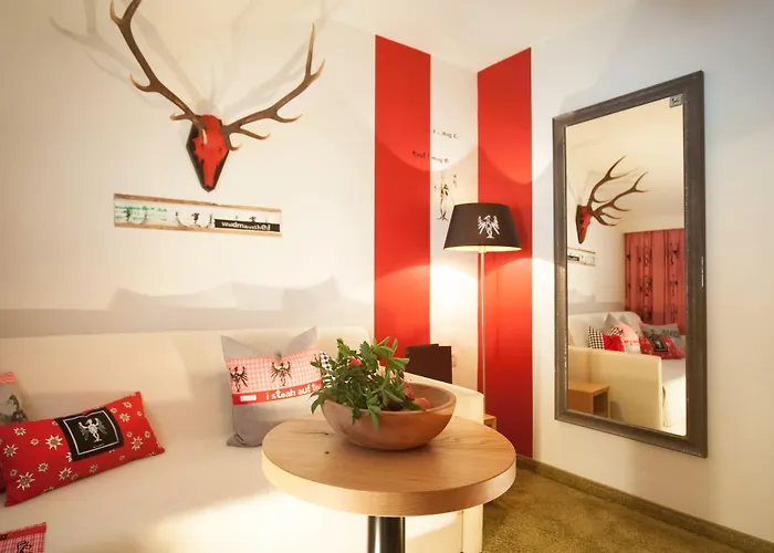 Отель Lieblingsplatz Tirolerhof 4*